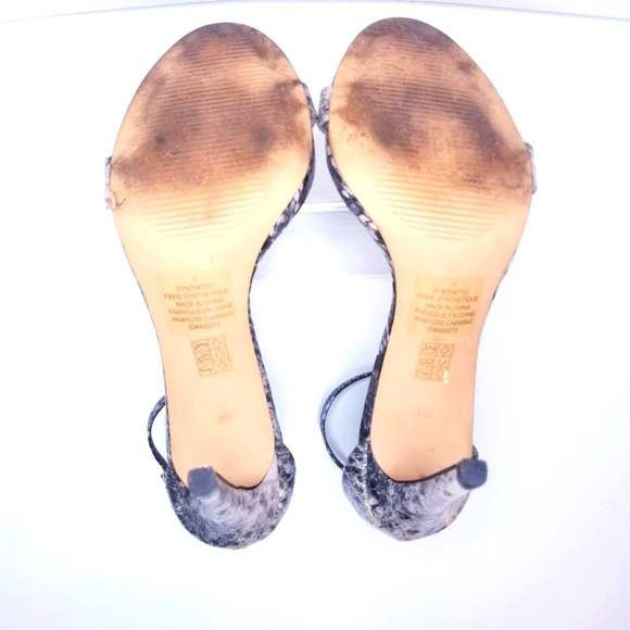 Express Heels - Picture 7 of 8